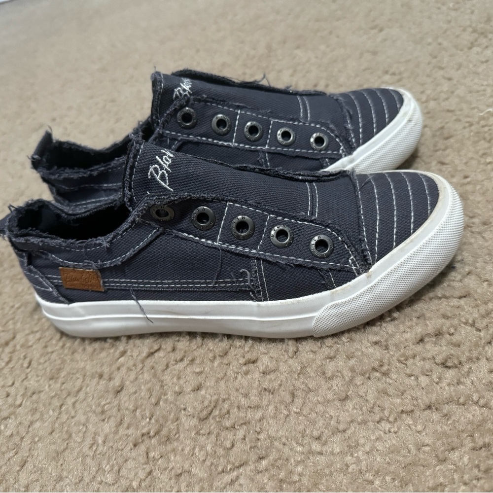 Dark Grey blowfish malibu slip on sneakers